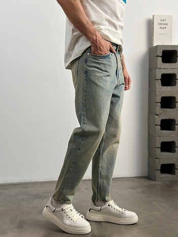 Стильные мужские джинсы на весну и лето